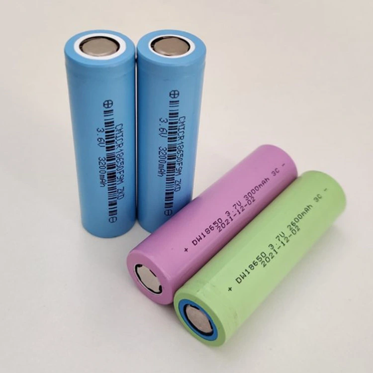 Factory Directly Supply 18650 2600mAh 3.7V Cylinder Rechargeable Li-ion Lithium Batteries